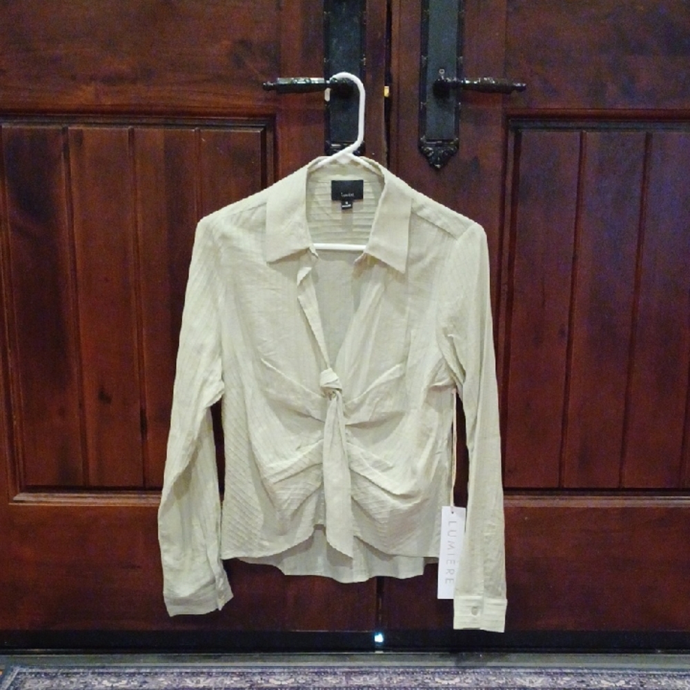 NWT Lumiere Long Sleeve Blouse